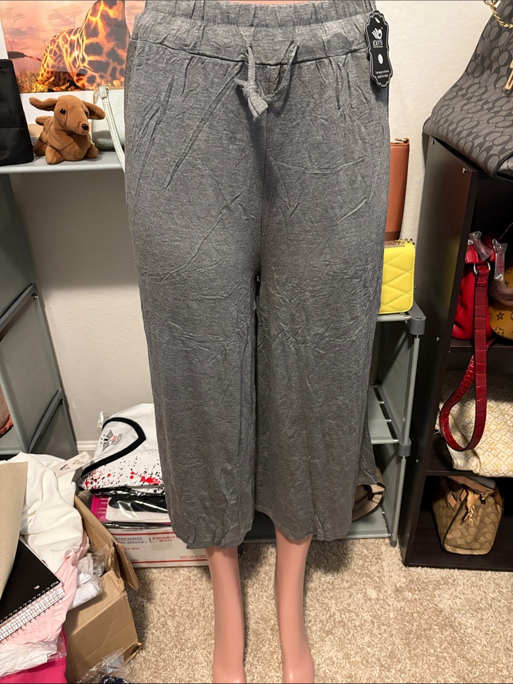 Drawstring Wide-Leg Cropped Pants in Heather Gray